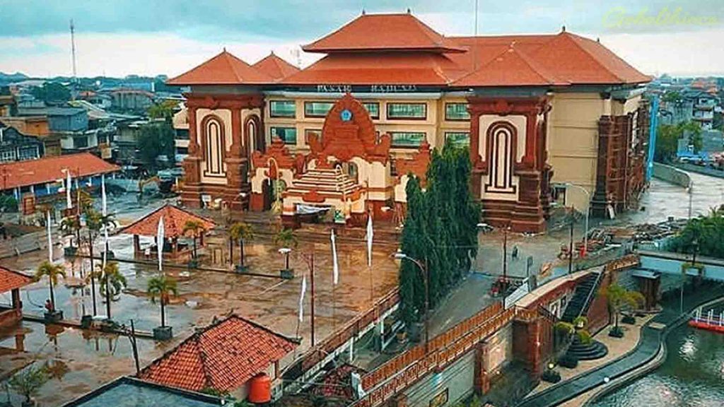 Gobalihiace - Mengunjungi Pasar Tradisional Bali